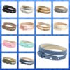 Tientallen armbanden te bestellen