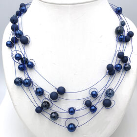 Korte ketting Liv in donkerblauw