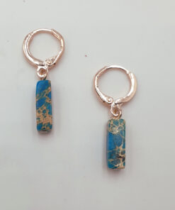 Oorbellen met Regalite hanger Light Cyan rose goud