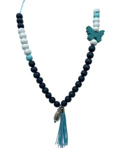 Vrolijke kinderketting blauw wit met vlinder