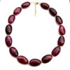 Korte ketting big beads in aubergine